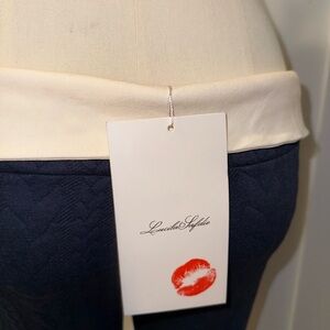 RARE Lucila Safdie Capris brand new never worn